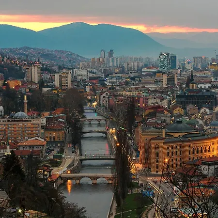 Centar Old Town Downtown Apartment
